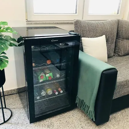 Modern Apt. With Whirlpool, Pool, Netflix & Bbq Kaštel Novi