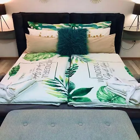 Modern Apt. With Whirlpool, Pool, Netflix & Bbq Kaštel Novi